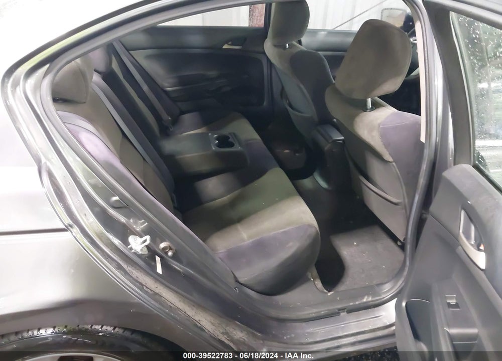 2008 HONDA ACCORD 2.4 LX-P VIN: 1HGCP26418A024720