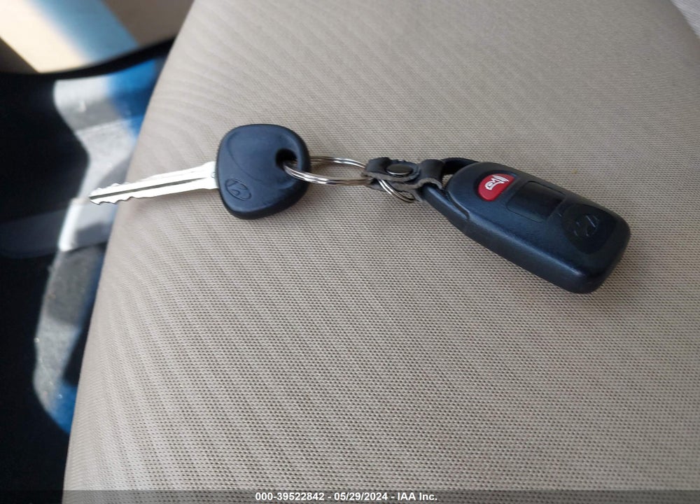 2013 HYUNDAI ELANTRA GLS VIN: KMHDH4AEXDU640996