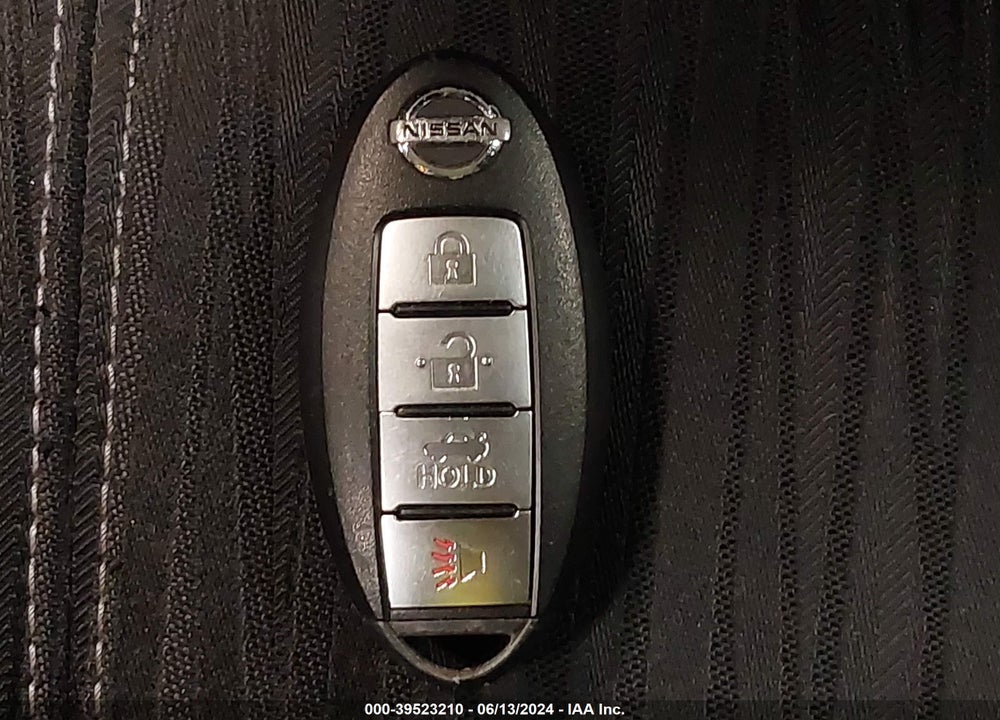 2018 NISSAN SENTRA SV VIN: 3N1AB7AP8JY225991
