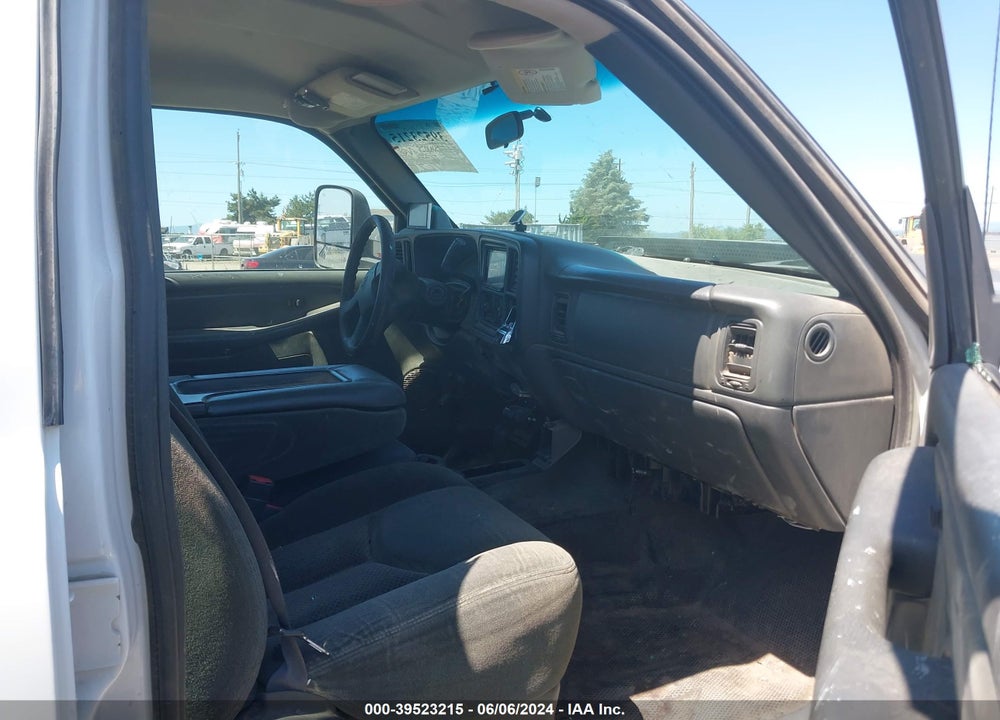 2003 CHEVROLET SILVERADO 2500HD VIN: 1GCHK23133F173199