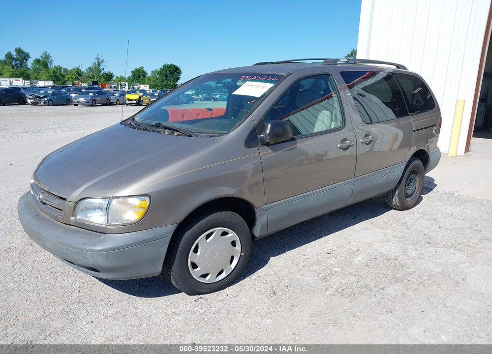 1998 TOYOTA SIENNA LE VIN: 4T3ZF13C8WU039442