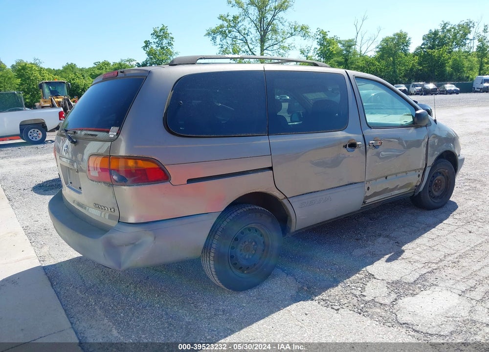 1998 TOYOTA SIENNA LE VIN: 4T3ZF13C8WU039442