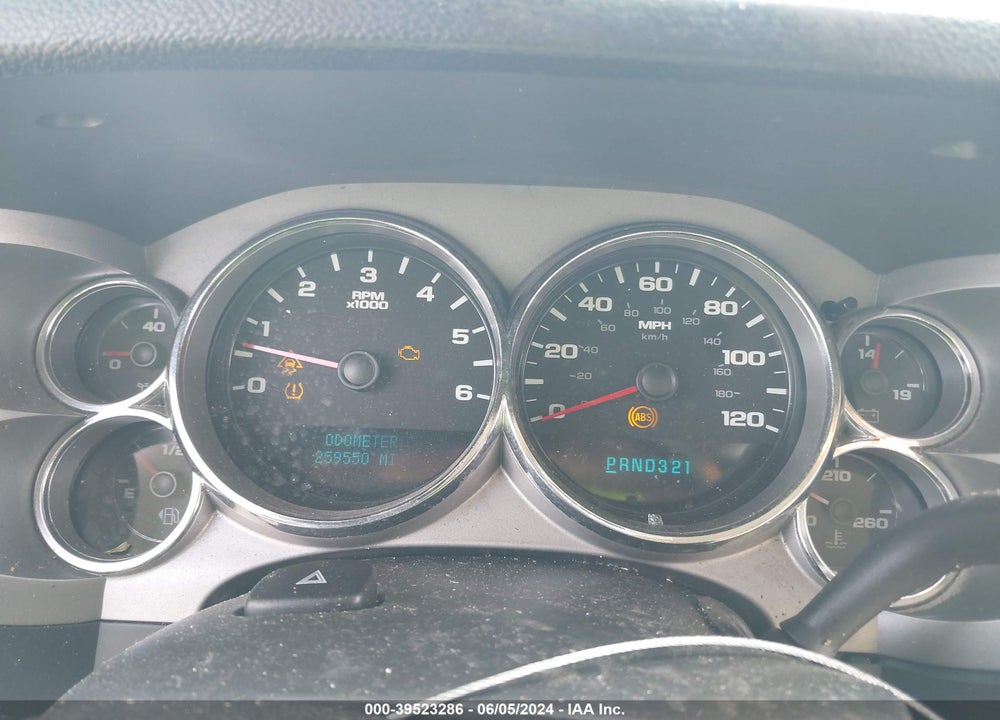 2007 CHEVROLET SILVERADO 1500 LT1 VIN: 2GCEC13CX71536686