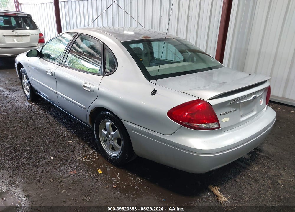 2005 FORD TAURUS VIN: 1FAFP53U65A225161