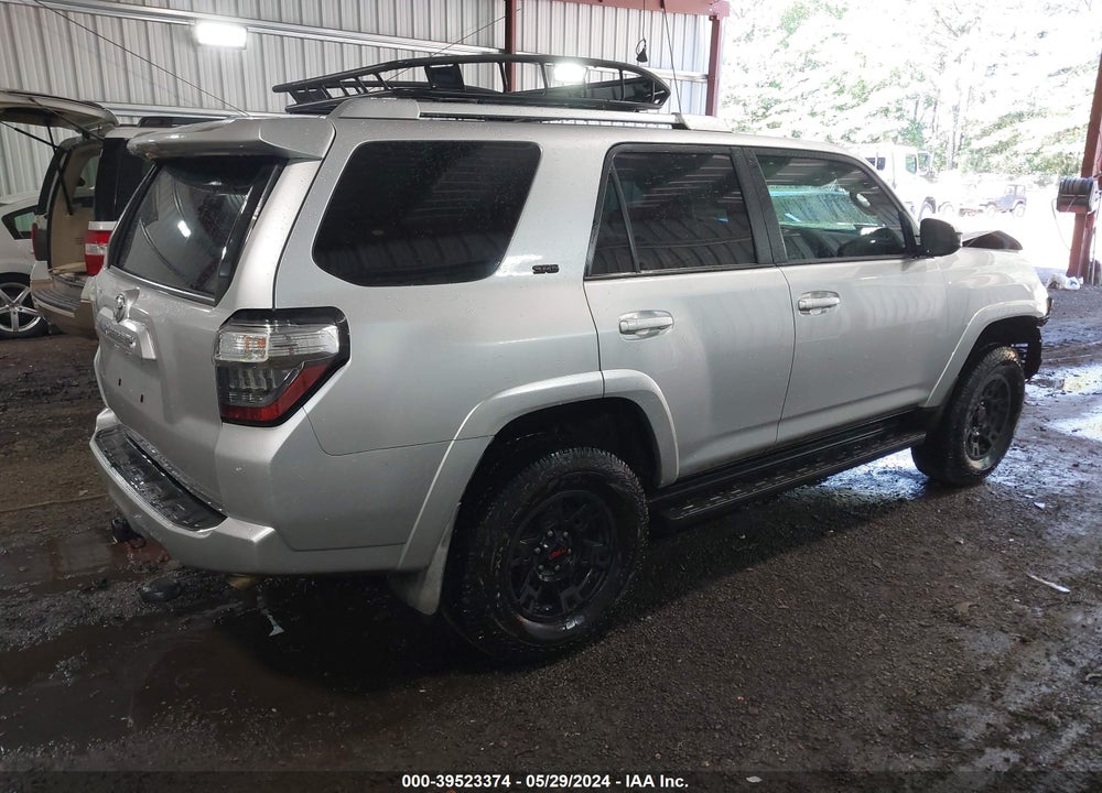 2016 TOYOTA 4RUNNER LIMITED/SR5/SR5 PREMIUM VIN: JTEZU5JR8G5147827