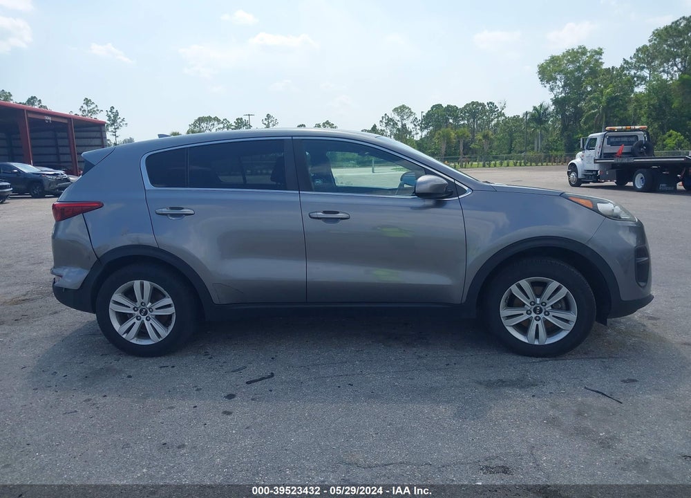 2019 KIA SPORTAGE LX VIN: KNDPM3AC6K7502860