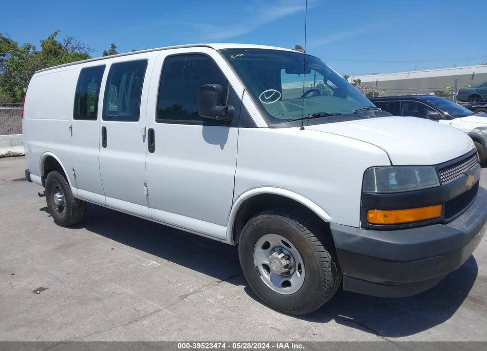 2021 CHEVROLET EXPRESS CARGO RWD 2500 REGULAR WHEELBASE WT VIN: 1GCWGAF76M1169049