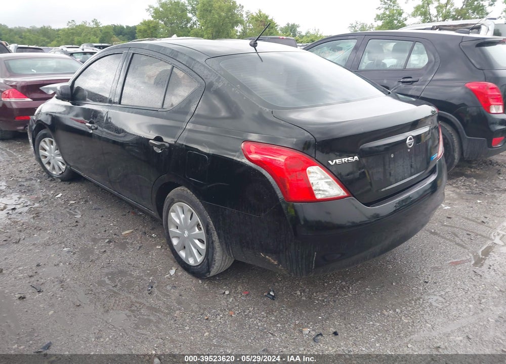 2014 NISSAN VERSA 1.6 S+ VIN: 3N1CN7AP3EL834120
