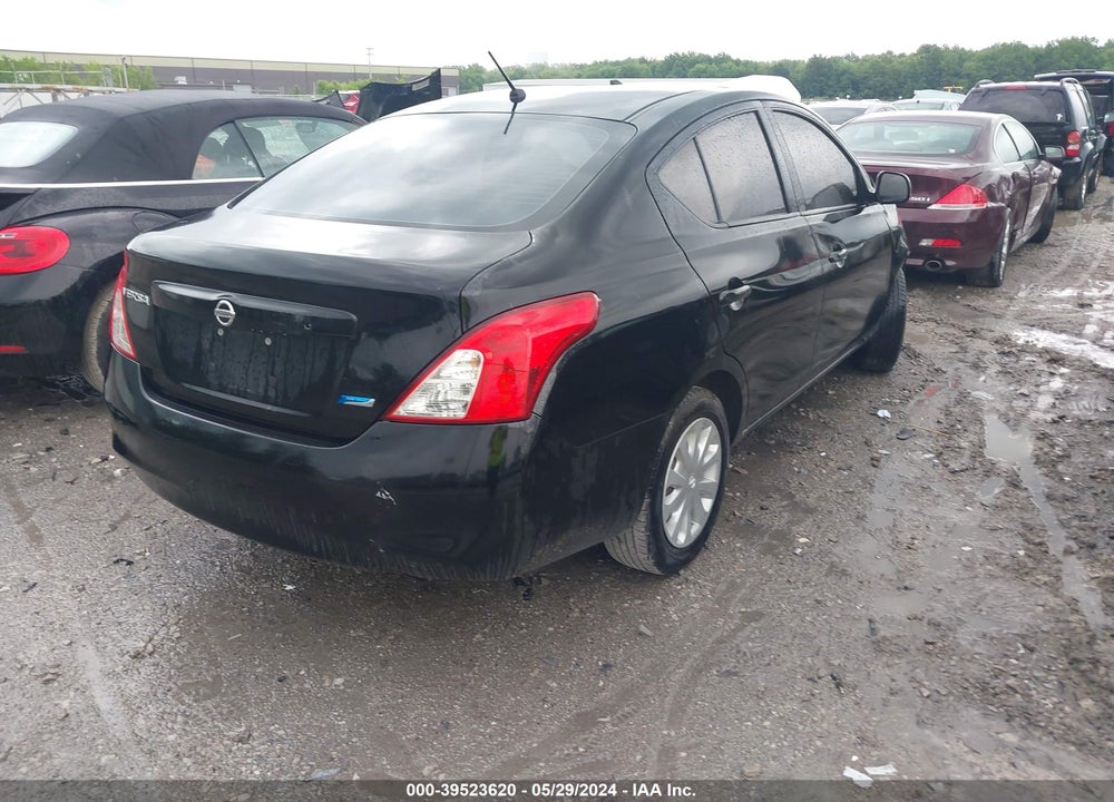 2014 NISSAN VERSA 1.6 S+ VIN: 3N1CN7AP3EL834120