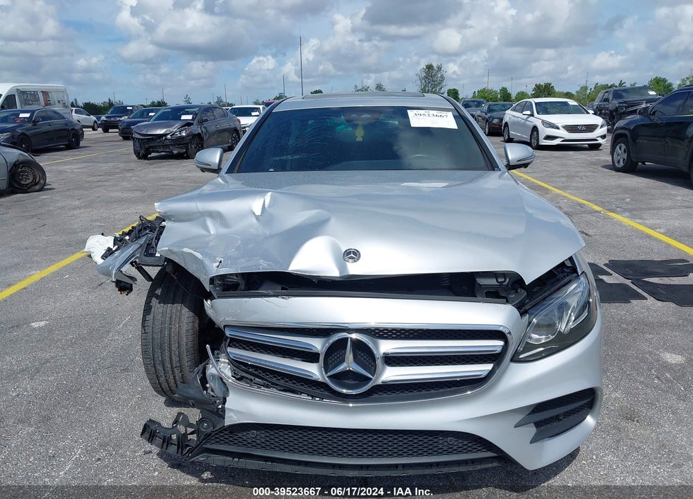 2019 MERCEDES-BENZ E 300 VIN: WDDZF4JB0KA591818