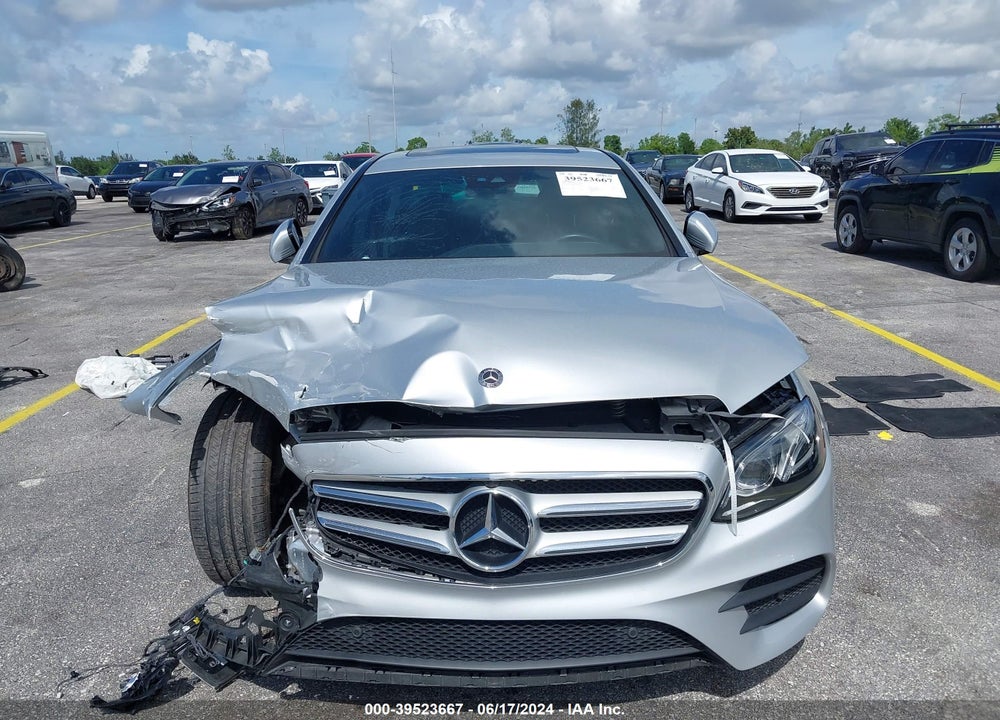 2019 MERCEDES-BENZ E 300 VIN: WDDZF4JB0KA591818