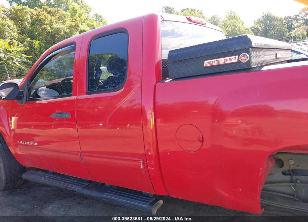 2012 CHEVROLET SILVERADO 1500 LT VIN: 1GCRKSE79CZ318833