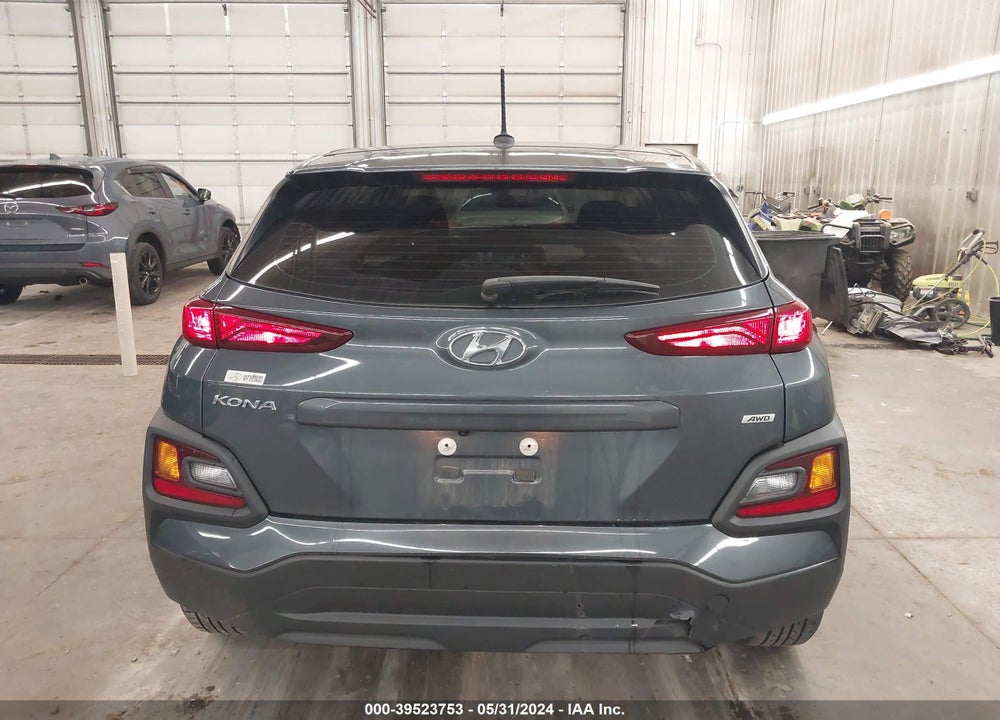 2018 HYUNDAI KONA SE VIN: KM8K1CAA2JU078719