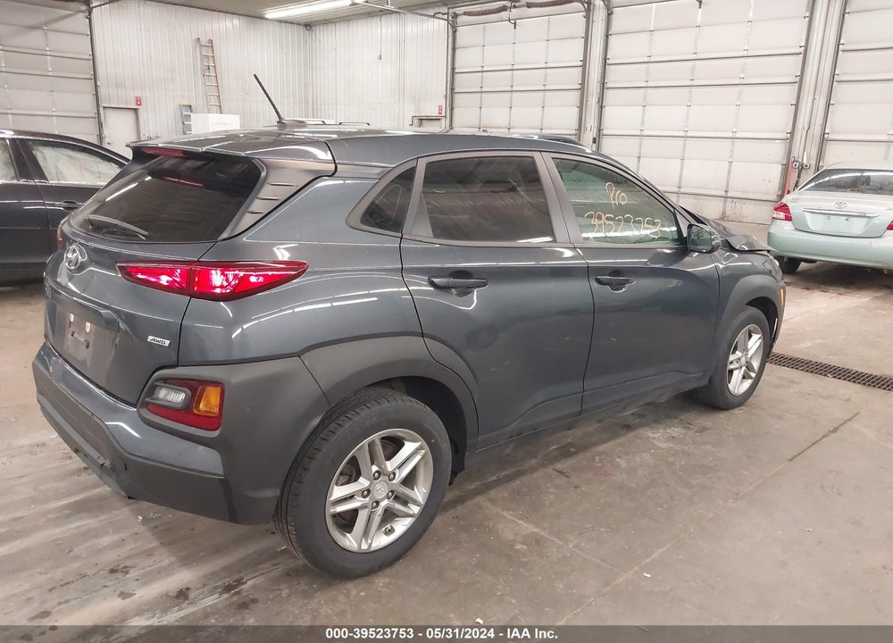 2018 HYUNDAI KONA SE VIN: KM8K1CAA2JU078719