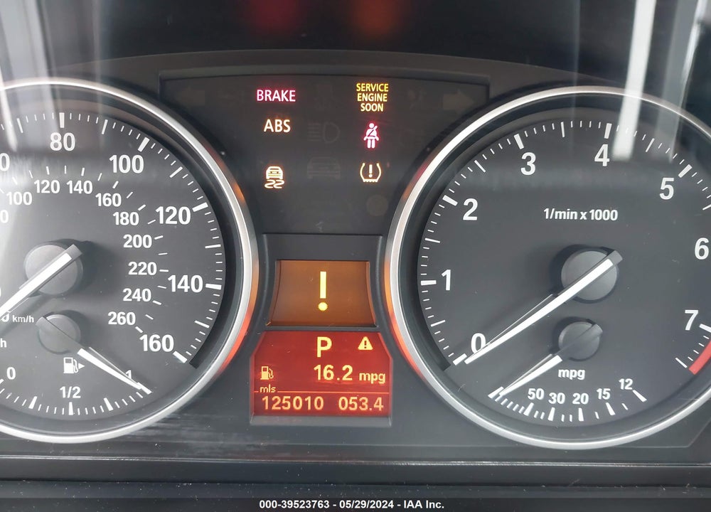 2015 BMW X1 XDRIVE28I VIN: WBAVL1C56FVY37399