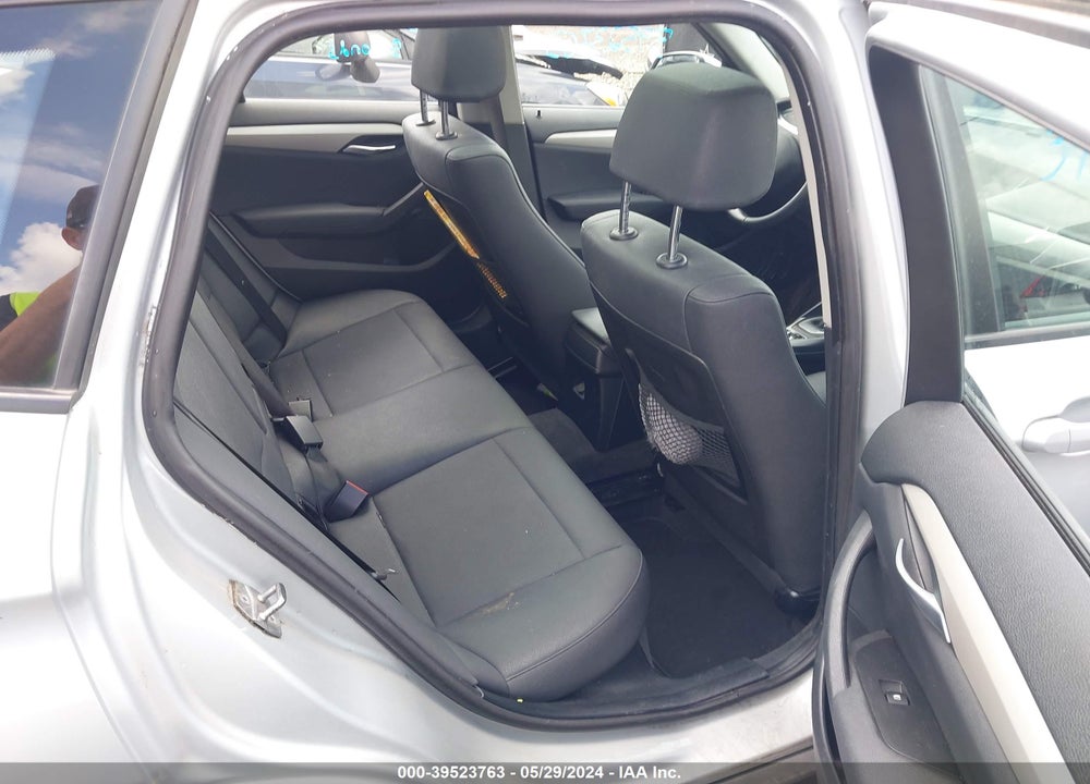 2015 BMW X1 XDRIVE28I VIN: WBAVL1C56FVY37399