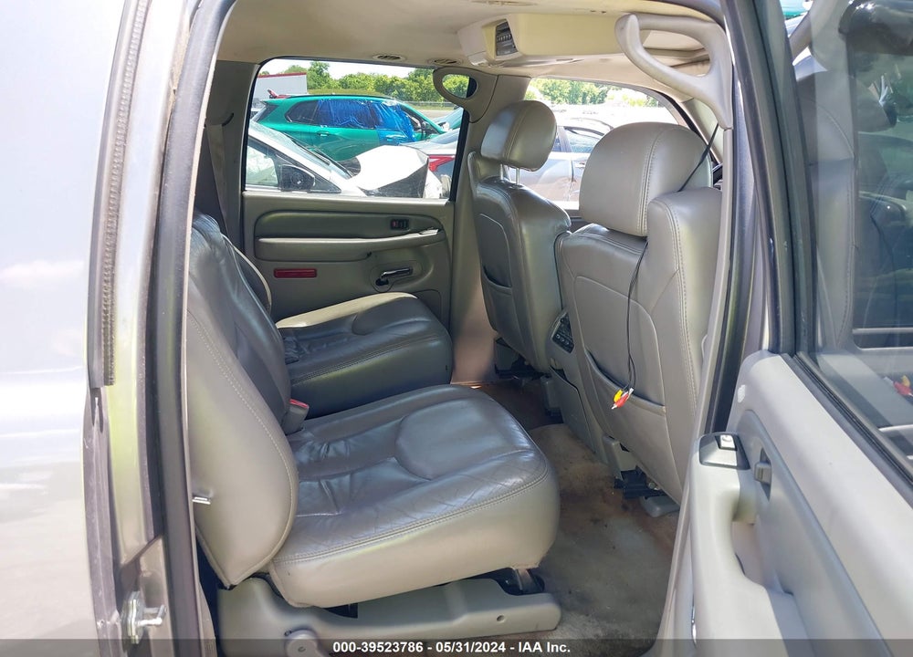 2006 GMC YUKON XL 1500 DENALI VIN: 1GKFK66U56J145012