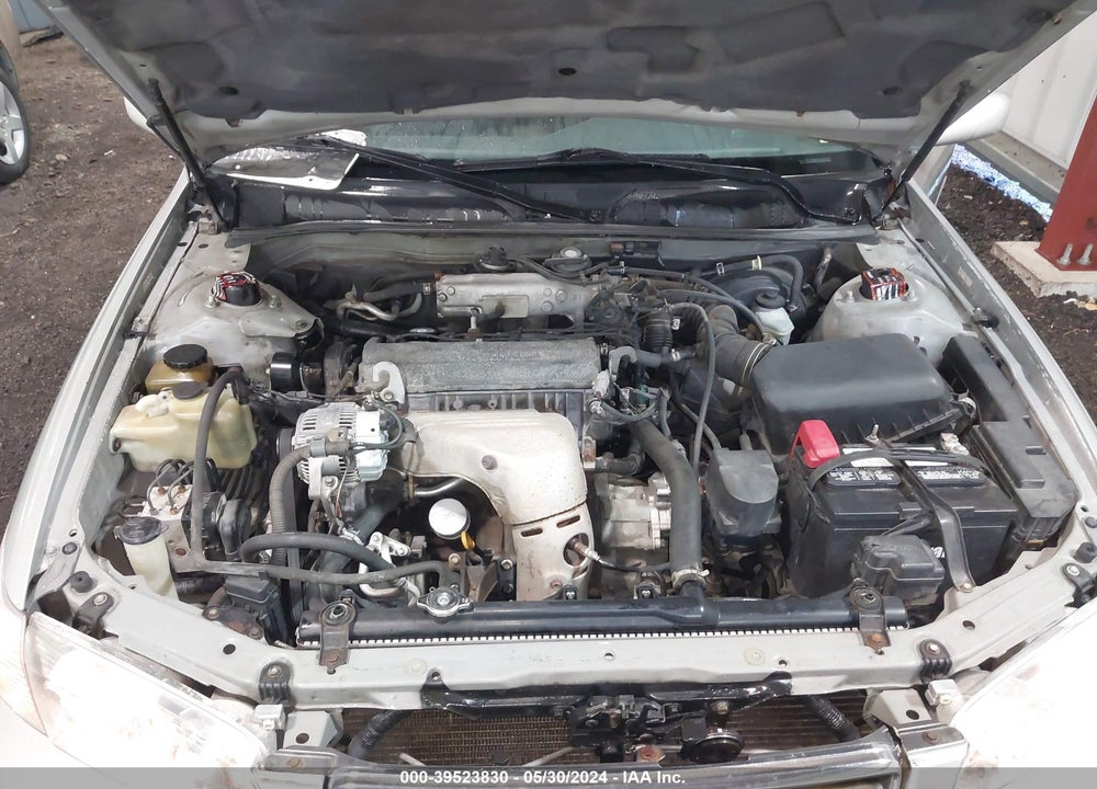 2001 TOYOTA CAMRY LE VIN: 4T1BG28K11U782269