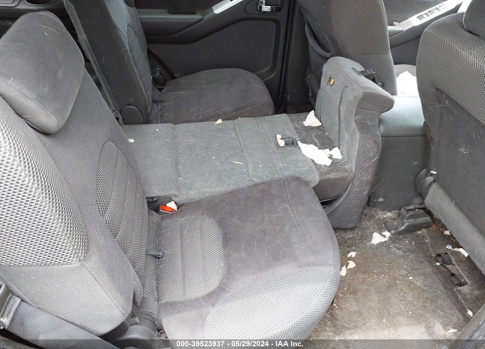 2011 NISSAN PATHFINDER SV VIN: 5N1AR1NN1BC623614
