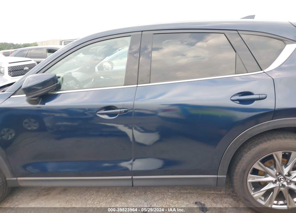 2019 MAZDA CX-5 SIGNATURE VIN: JM3KFBEY6K0571519