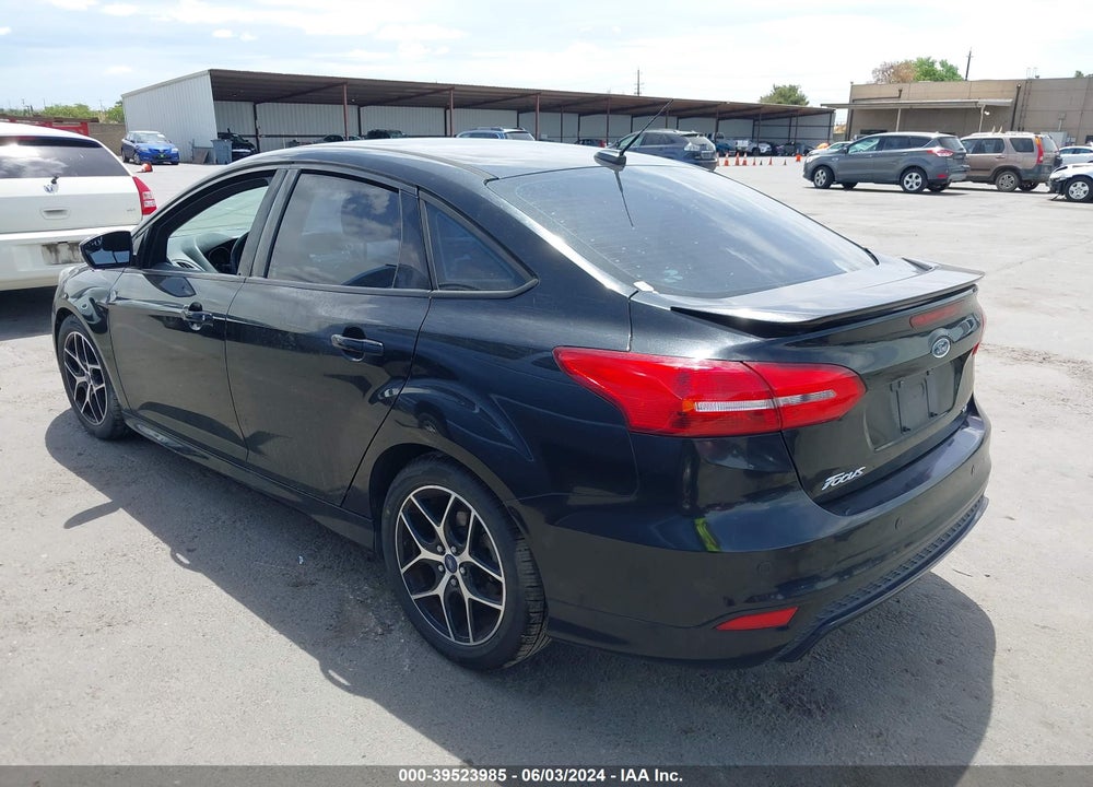2015 FORD FOCUS SE VIN: 1FADP3F22FL348936