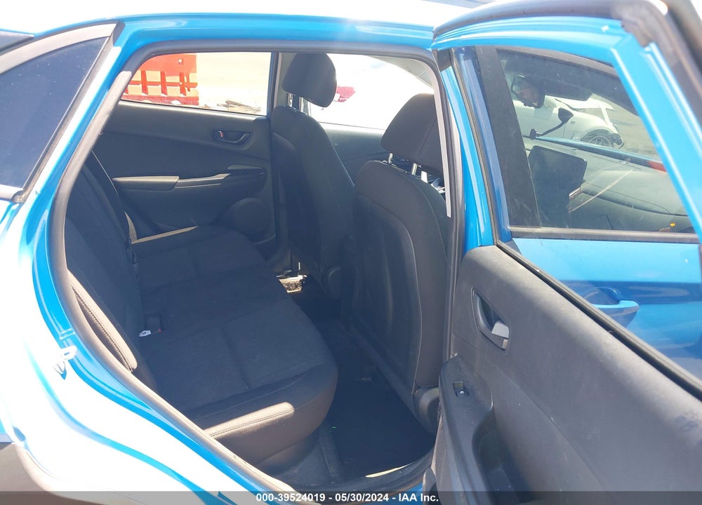 2022 HYUNDAI KONA SEL VIN: KM8K6CAB6NU836920