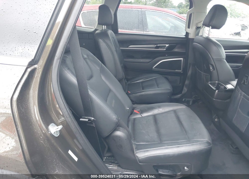 2021 KIA TELLURIDE VIN: 5XYP6DHC2MG105397