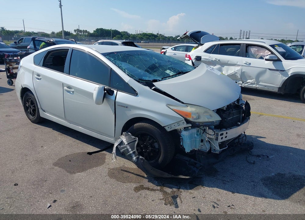 2015 TOYOTA PRIUS VIN: JTDKN3DU2F0399785