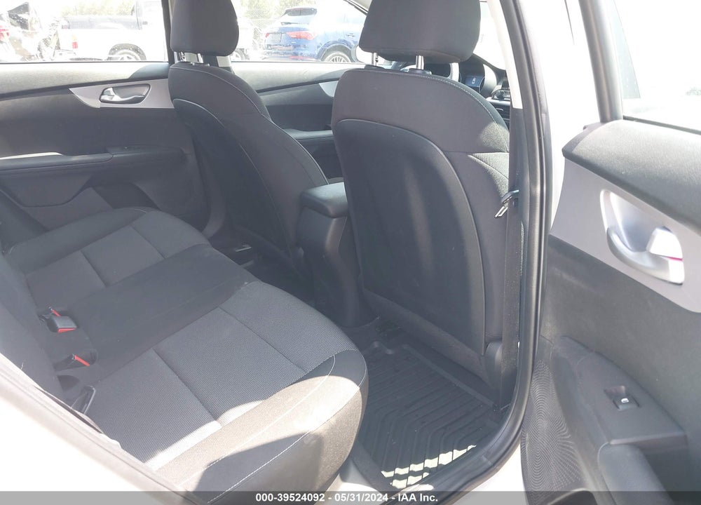 2023 KIA FORTE LXS VIN: 3KPF24AD3PE669782