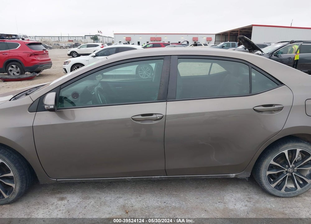 2018 TOYOTA COROLLA SE VIN: 5YFBURHE1JP812707