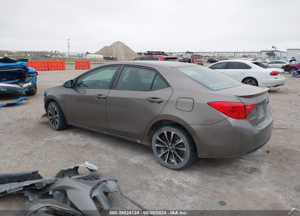 2018 TOYOTA COROLLA SE VIN: 5YFBURHE1JP812707