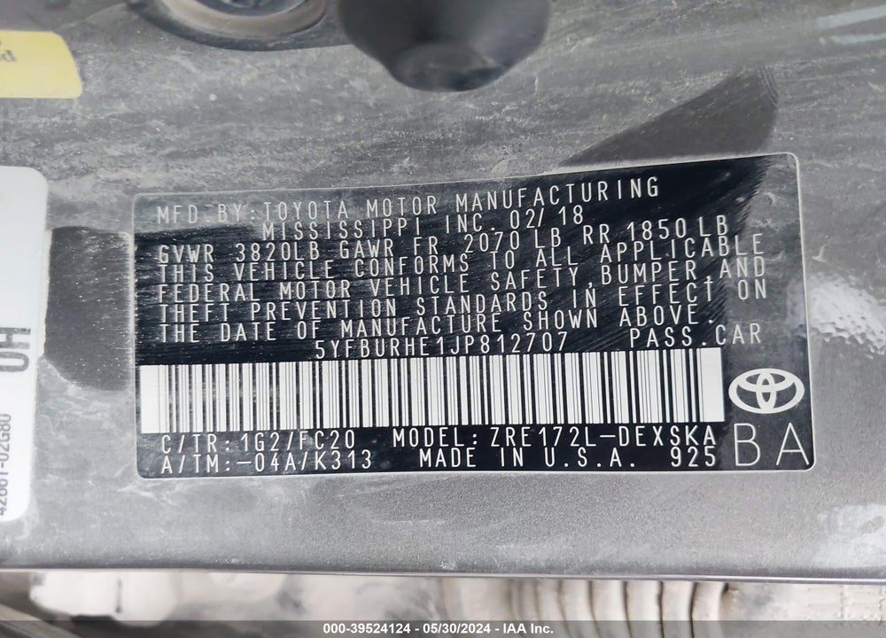 2018 TOYOTA COROLLA SE VIN: 5YFBURHE1JP812707