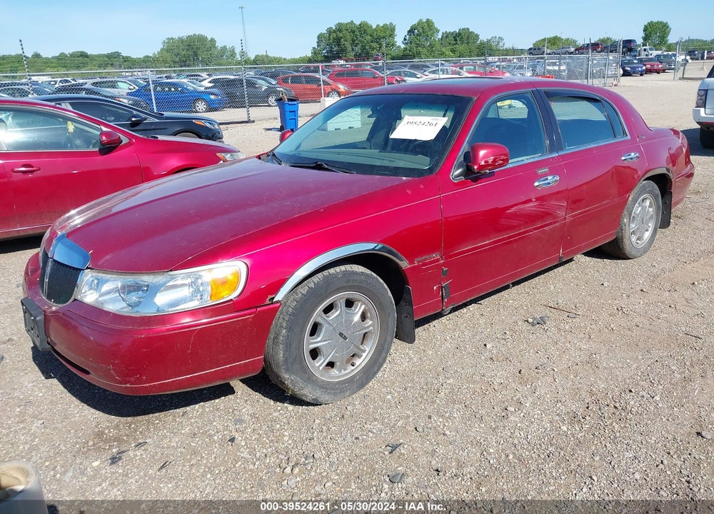 1999 LINCOLN TOWN CAR SIGNATURE VIN: 1LNHM82W1XY673121