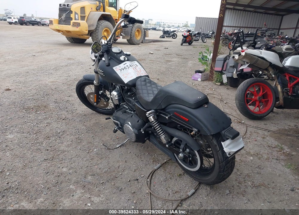 2015 HARLEY-DAVIDSON FXDB DYNA STREET BOB VIN: 1HD1GXM19FC316708