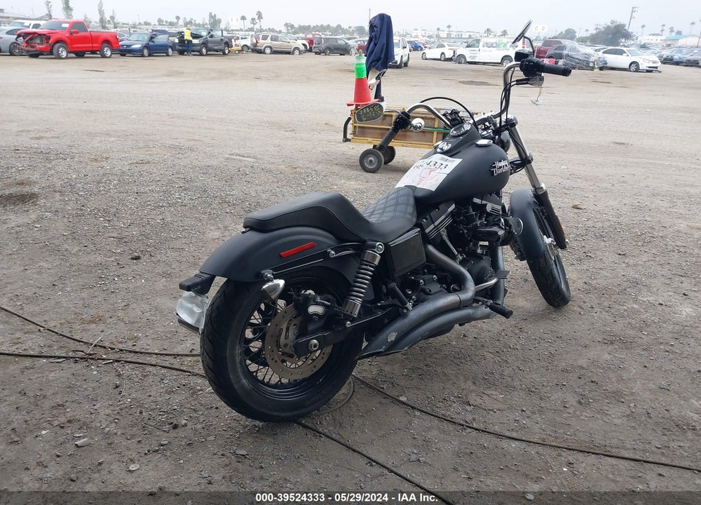 2015 HARLEY-DAVIDSON FXDB DYNA STREET BOB VIN: 1HD1GXM19FC316708