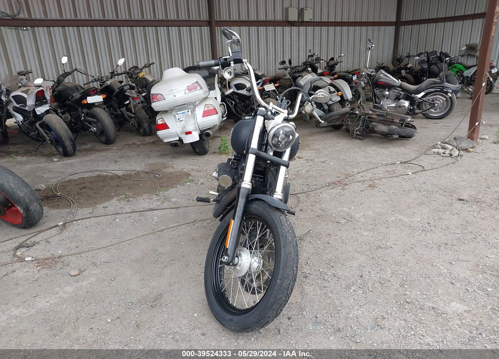 2015 HARLEY-DAVIDSON FXDB DYNA STREET BOB VIN: 1HD1GXM19FC316708