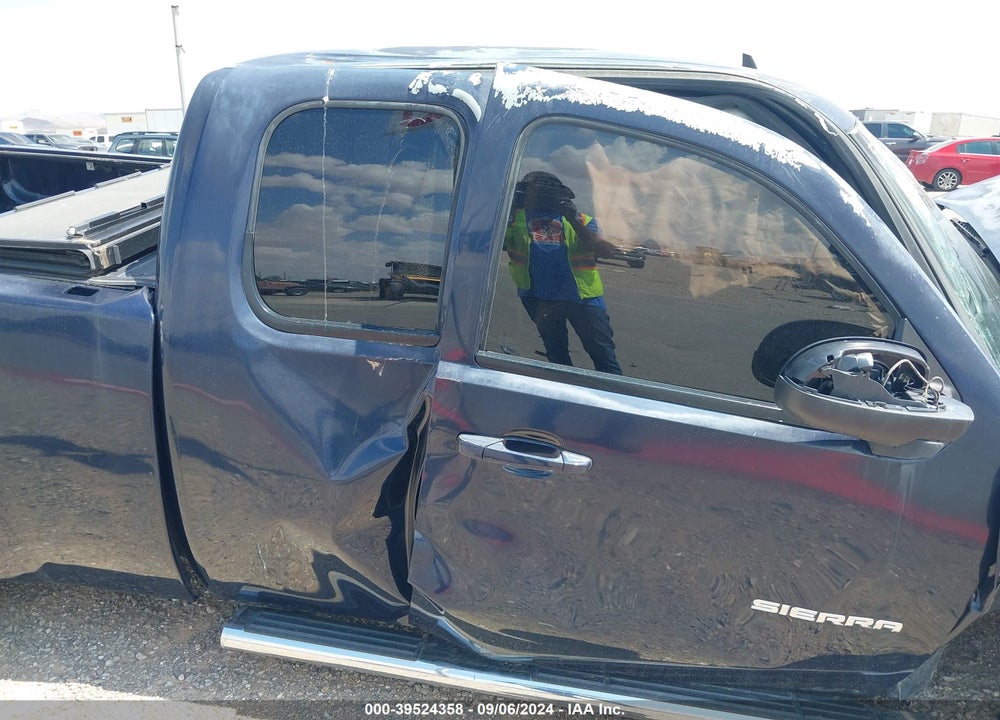 2010 GMC SIERRA 1500 SLT VIN: 1GTSCWE25AZ229641