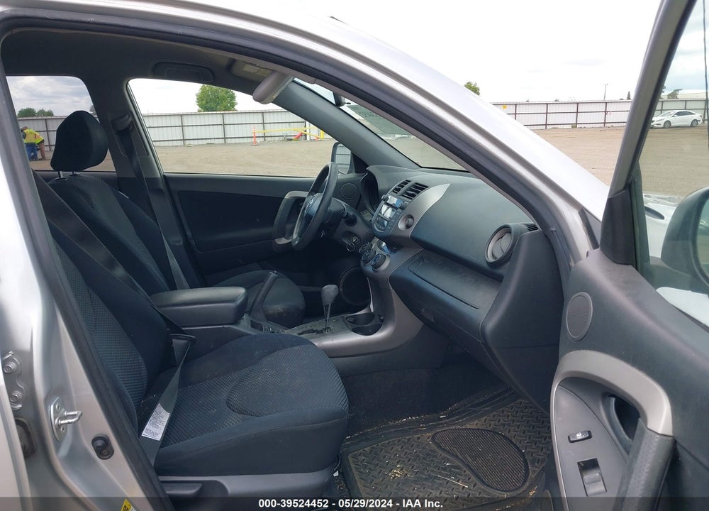 2006 TOYOTA RAV4 SPORT VIN: JTMZD32V966000638