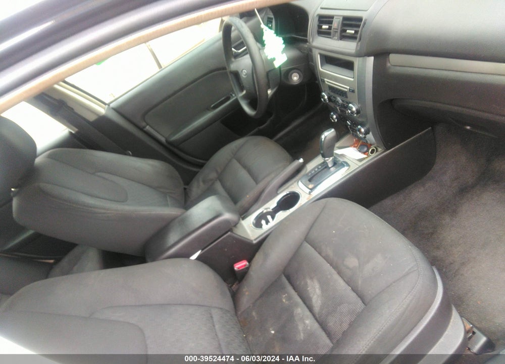 2010 FORD FUSION VIN: 3FAHP0HA1AR340695