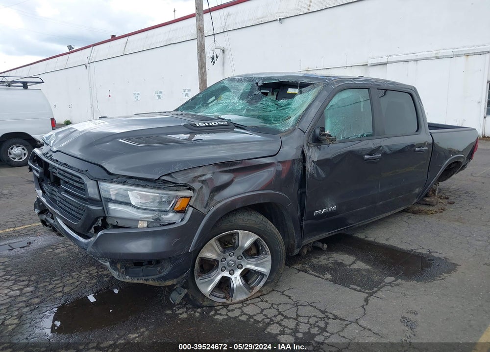 2019 RAM 1500 LAIE  4X4 5'7 BOX VIN: 1C6SRFJT2KN907971