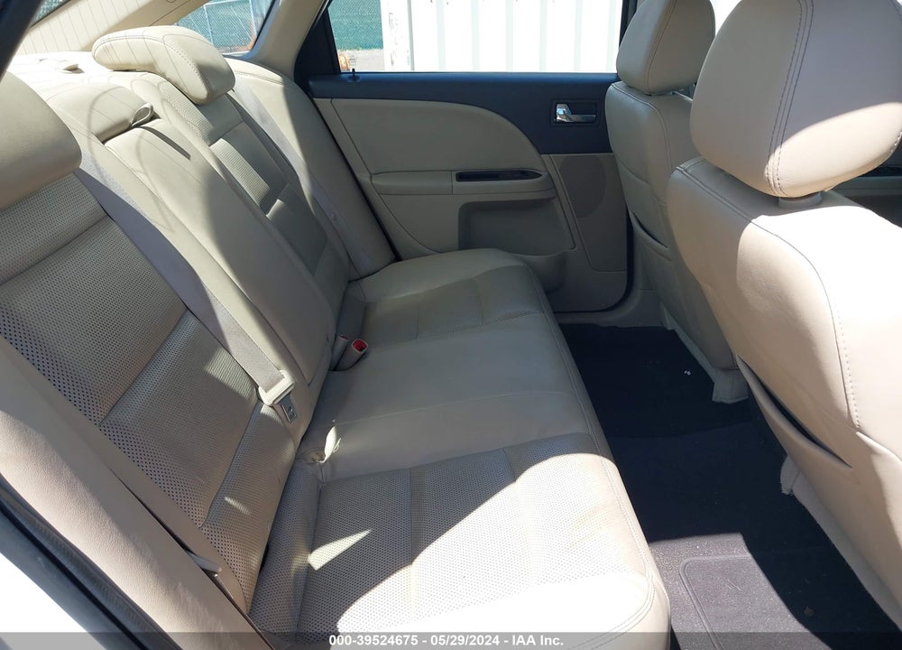 2008 FORD TAURUS LIMITED VIN: 1FAHP25W88G185463