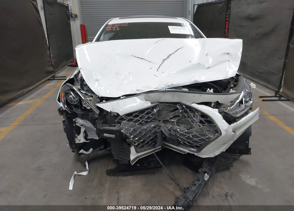 2018 HYUNDAI SONATA SPORT VIN: 5NPE34AF8JH723655