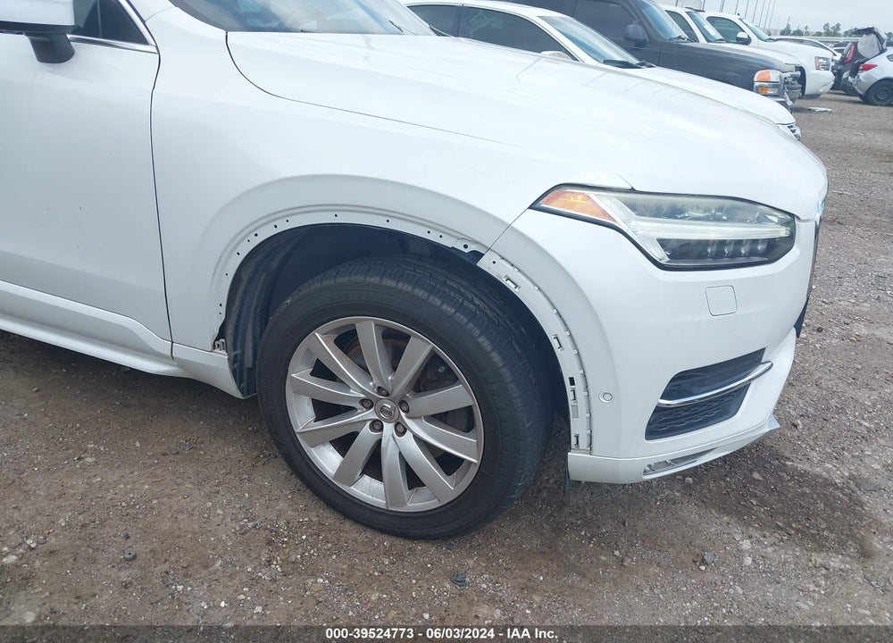 2016 VOLVO XC90 T6 MOMENTUM VIN: YV4A22PK5G1042666