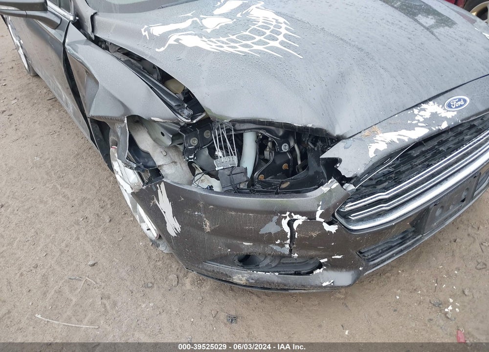 2016 FORD FUSION VIN: 1FA6P0H74G5108129