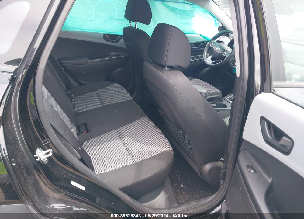 2021 HYUNDAI KONA SE VIN: KM8K1CAA2MU705679