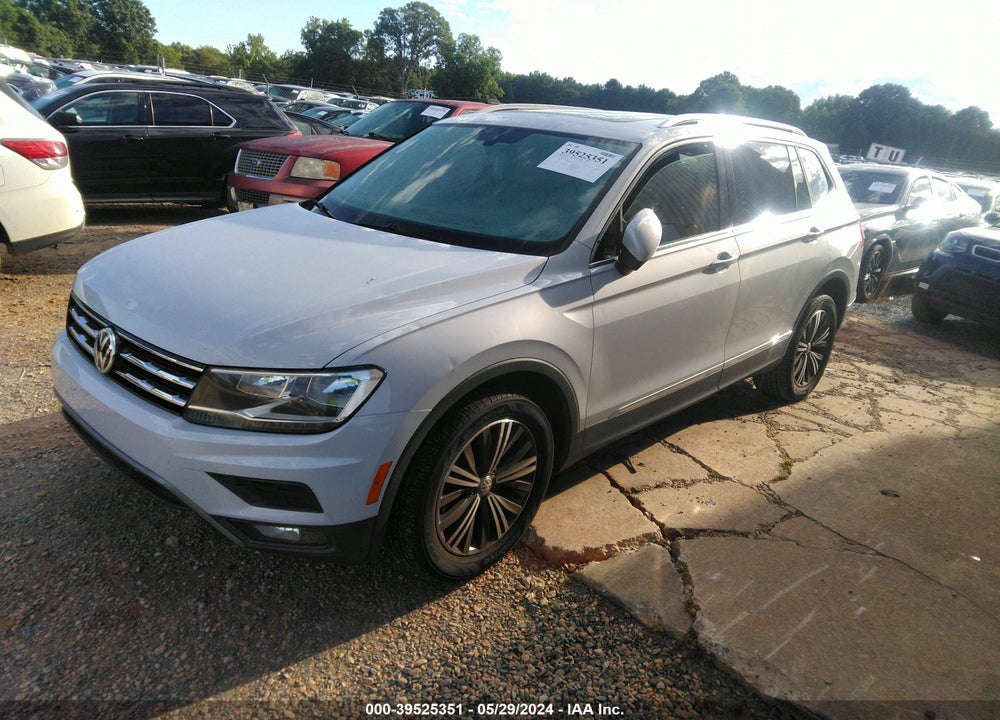 2018 VOLKSWAGEN TIGUAN 2.0T SE/2.0T SEL VIN: 3VV3B7AX5JM012057