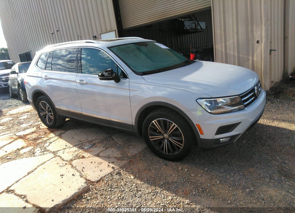 2018 VOLKSWAGEN TIGUAN 2.0T SE/2.0T SEL VIN: 3VV3B7AX5JM012057
