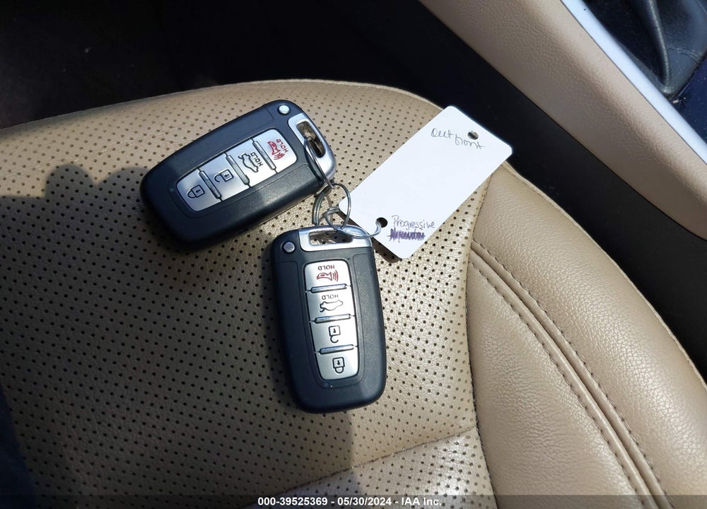 2014 HYUNDAI SONATA HYBRID LIMITED VIN: KMHEC4A42EA106629