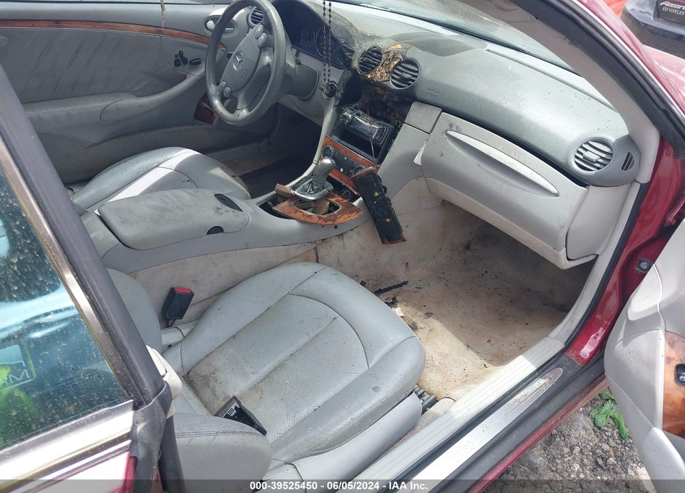 2005 MERCEDES-BENZ CLK 500 VIN: WDBTJ75J15F126486