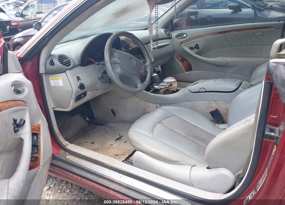 2005 MERCEDES-BENZ CLK 500 VIN: WDBTJ75J15F126486